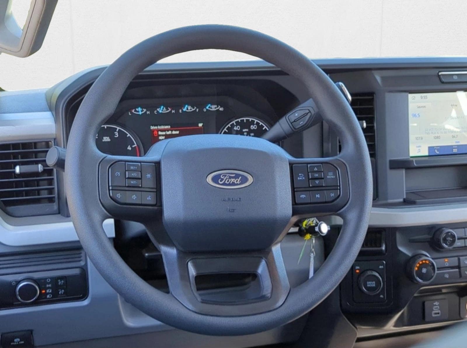 2025 Ford F-450 Super Duty Chassis Cab XL - Photo 17
