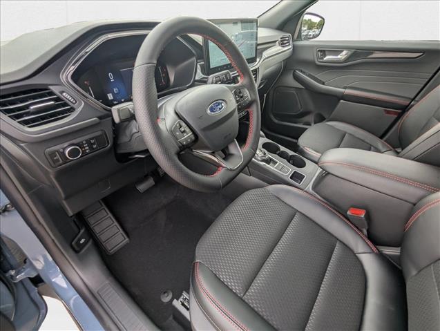 2025 Ford Escape ST-Line photo 3