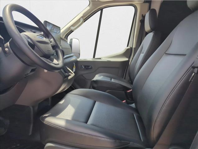 2025 Ford Transit photo 2