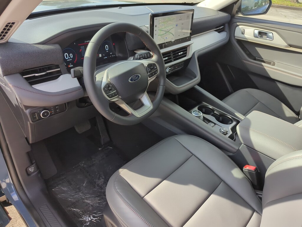 New 2026 Ford Explorer Active w/200A Pkg SUV