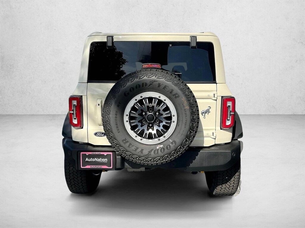 New 2026 Ford Bronco Outer Banks SUV