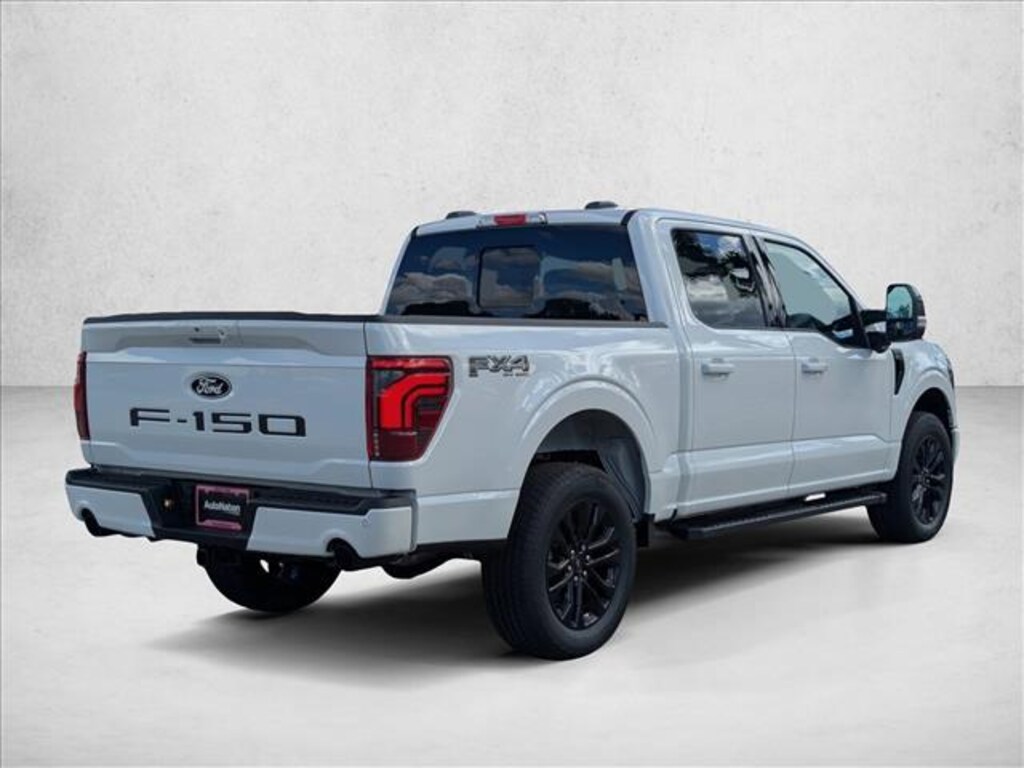 New 2025 Ford F-150 LARIAT Truck SuperCrew Cab