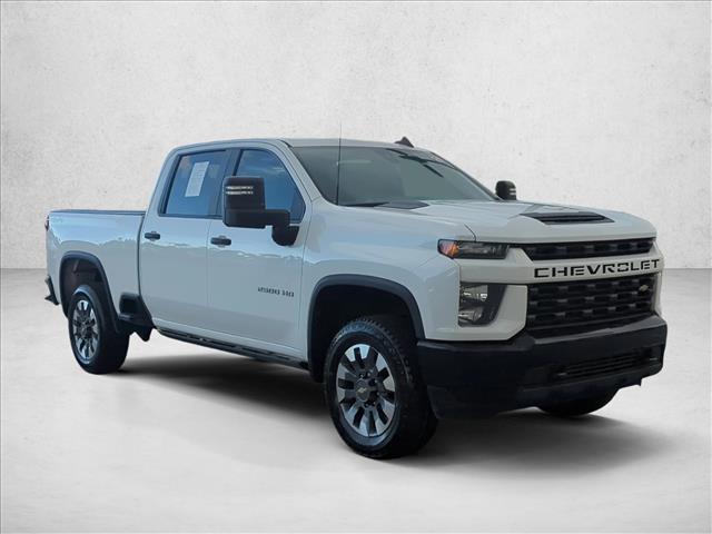 2021 Chevrolet Silverado 2500HD Custom photo 2
