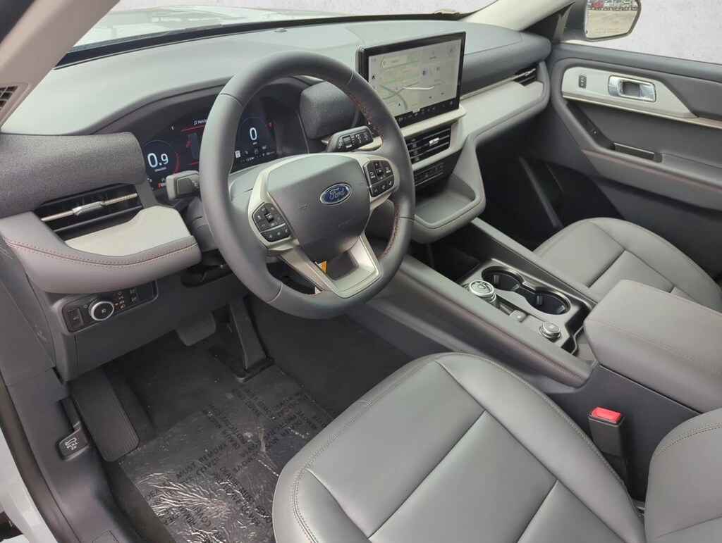 New 2026 Ford Explorer Active w/200A Pkg SUV