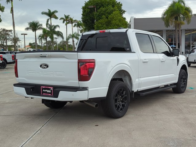 2025 Ford F-150 XLT photo 2