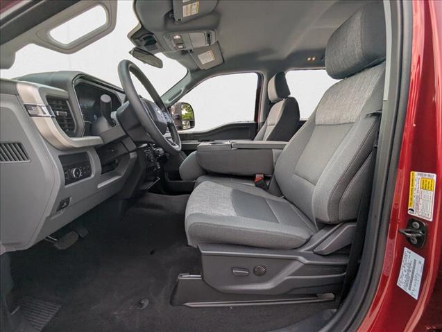 2026 Ford F-350 XLT photo 4