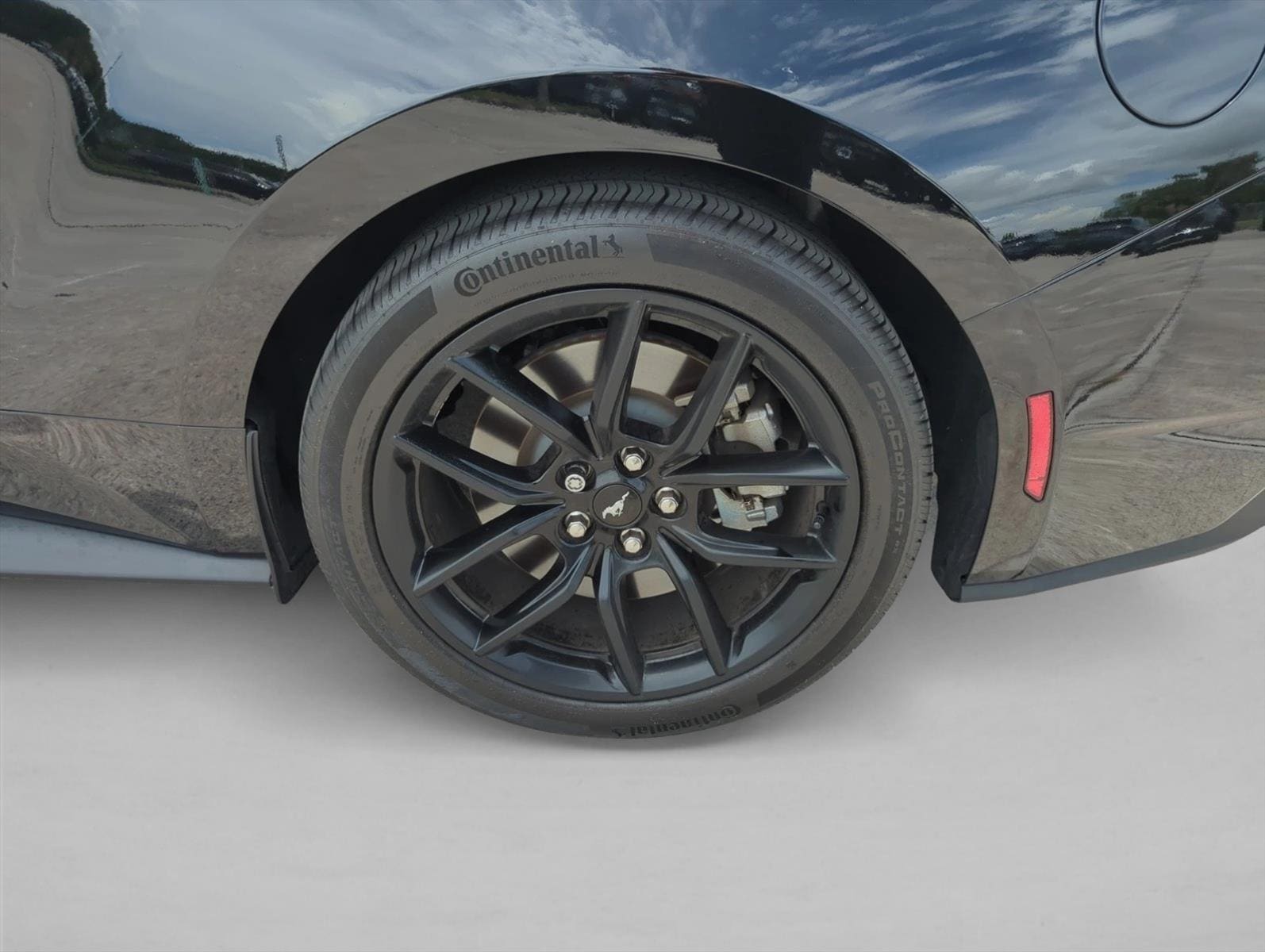 2025 Ford Mustang 29