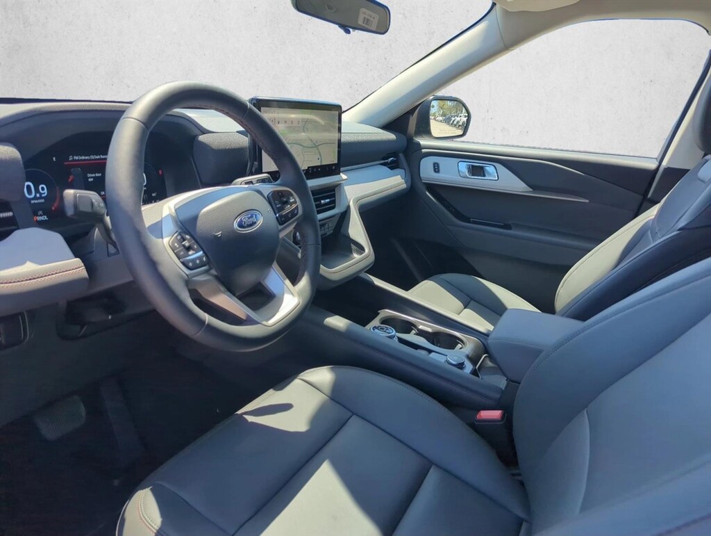 New 2026 Ford Explorer Active w/200A Pkg SUV