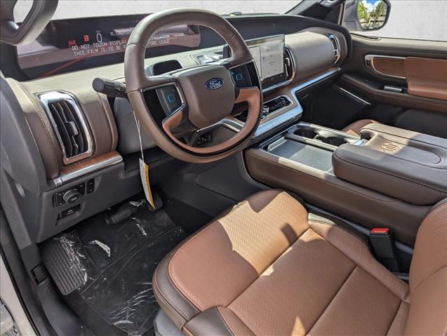 2025 Ford Expedition King Ranch photo 2