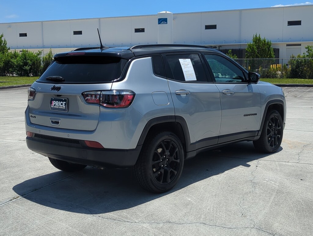 Used 2023 Jeep Compass Altitude SUV
