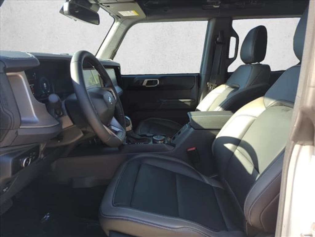 New 2025 Ford Bronco Outer Banks SUV