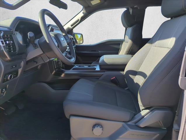 2025 Ford F-150 STX photo 4