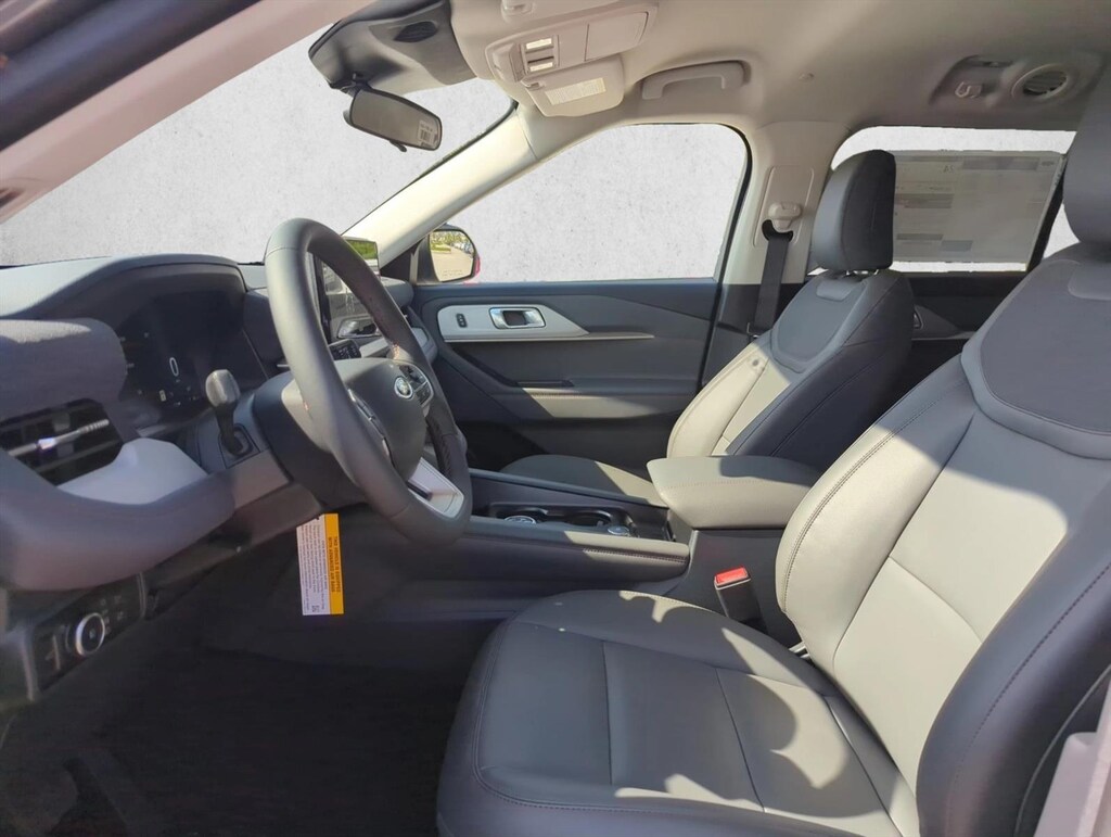 New 2026 Ford Explorer Active w/200A Pkg SUV
