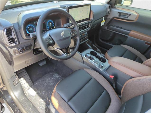 2025 Ford Bronco Sport Outer Banks photo 3