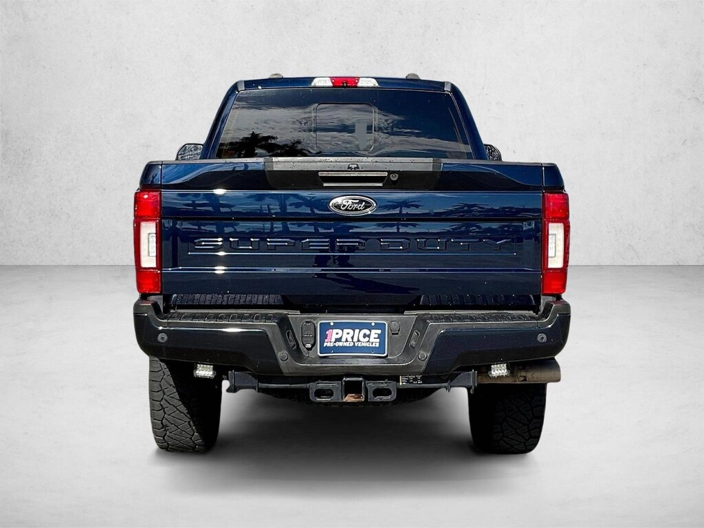 Used 2022 Ford F-250 LARIAT Truck Crew Cab