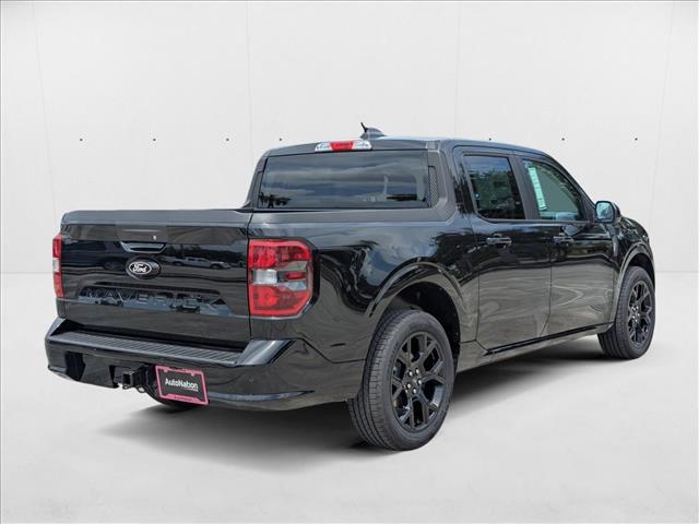 2025 Ford Maverick photo 2