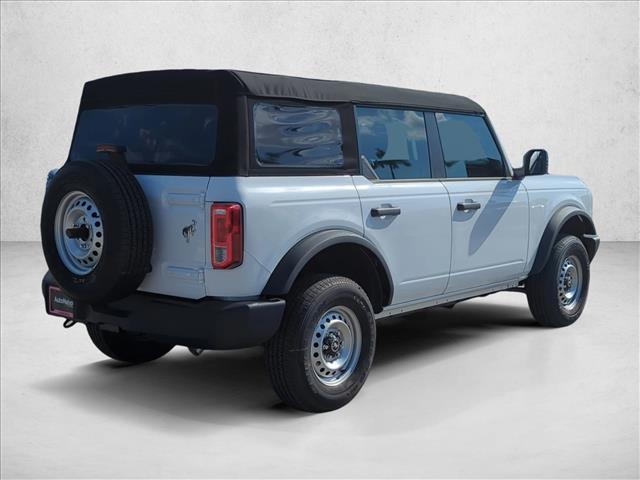 2025 Ford Bronco Base photo 2