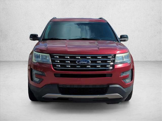 2017 Ford Explorer XLT photo 2