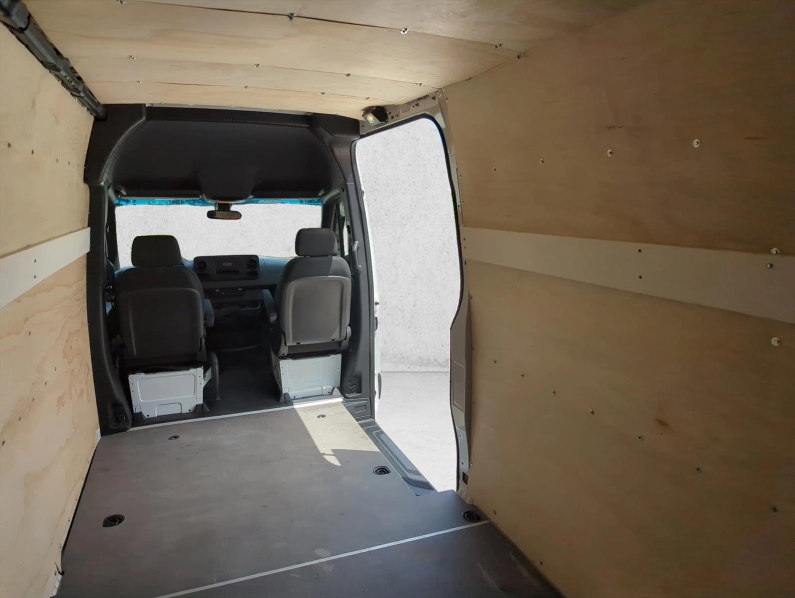 2023 Mercedes-Benz Sprinter Cargo Van 16