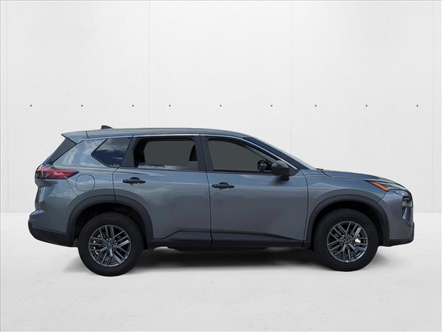2024 Nissan Rogue S photo 3