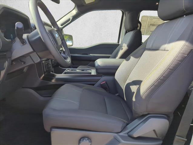 2025 Ford F-150 STX photo 4