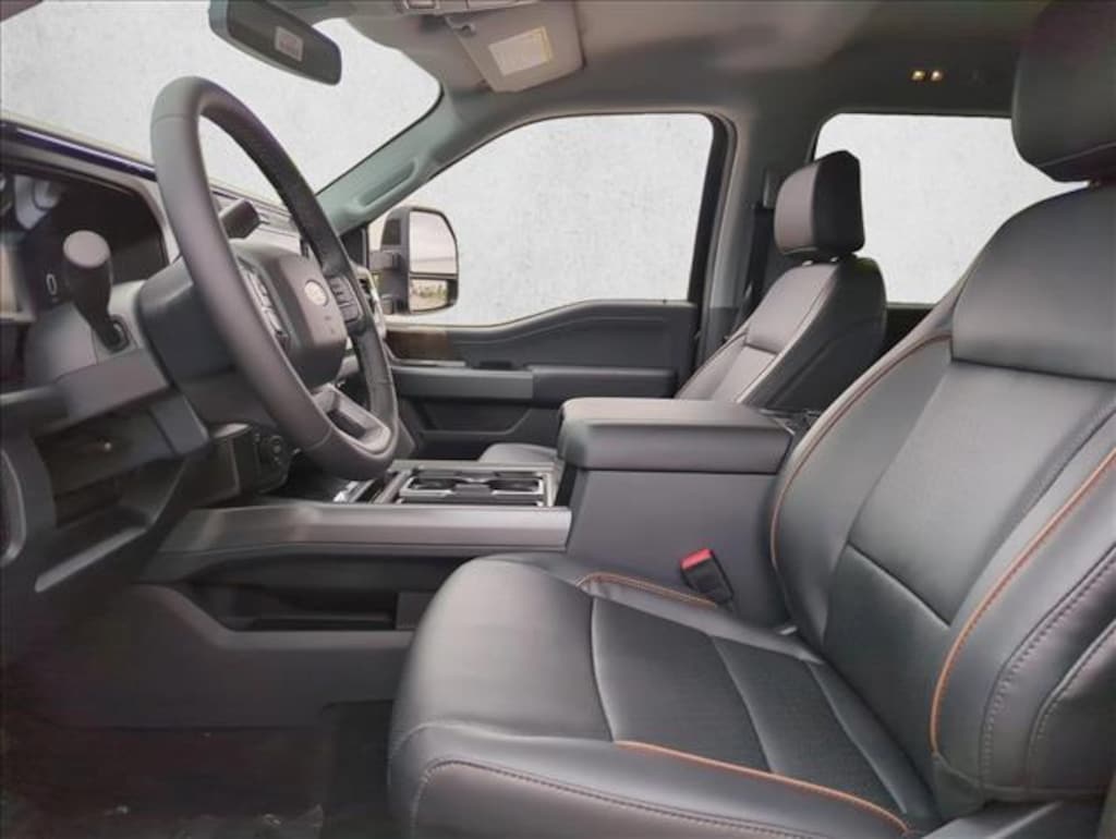 New 2026 Ford F-250 LARIAT Truck Crew Cab