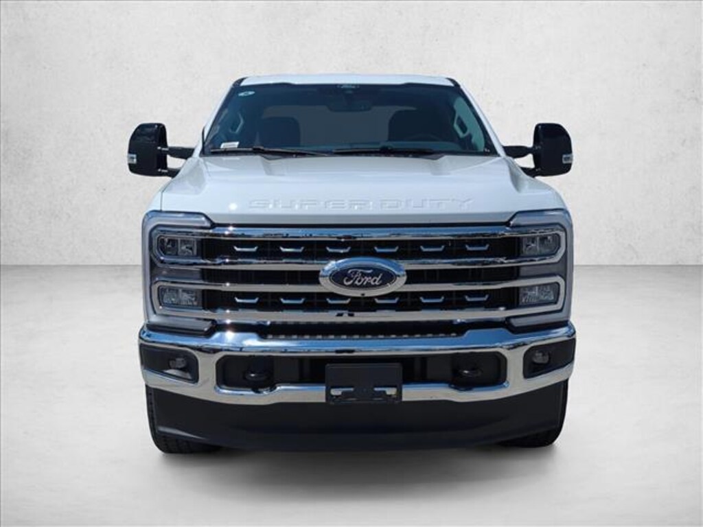 New 2026 Ford F-250 LARIAT Truck Crew Cab