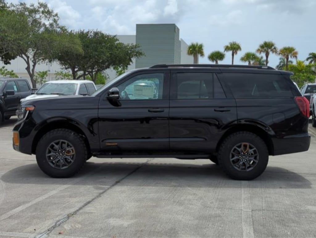New 2025 Ford Expedition Tremor SUV