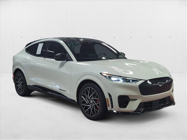 2022 Ford Mustang Mach-E GT photo 3