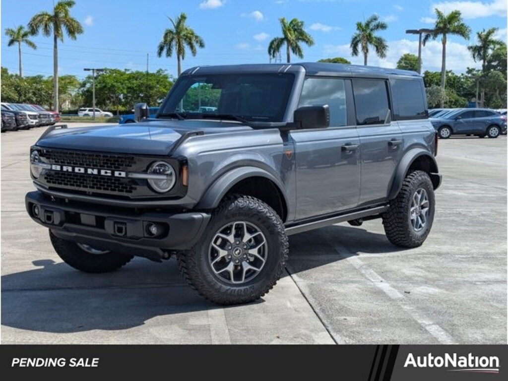 New 2025 Ford Bronco Badlands SUV