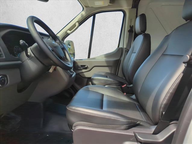 2025 Ford Transit photo 2