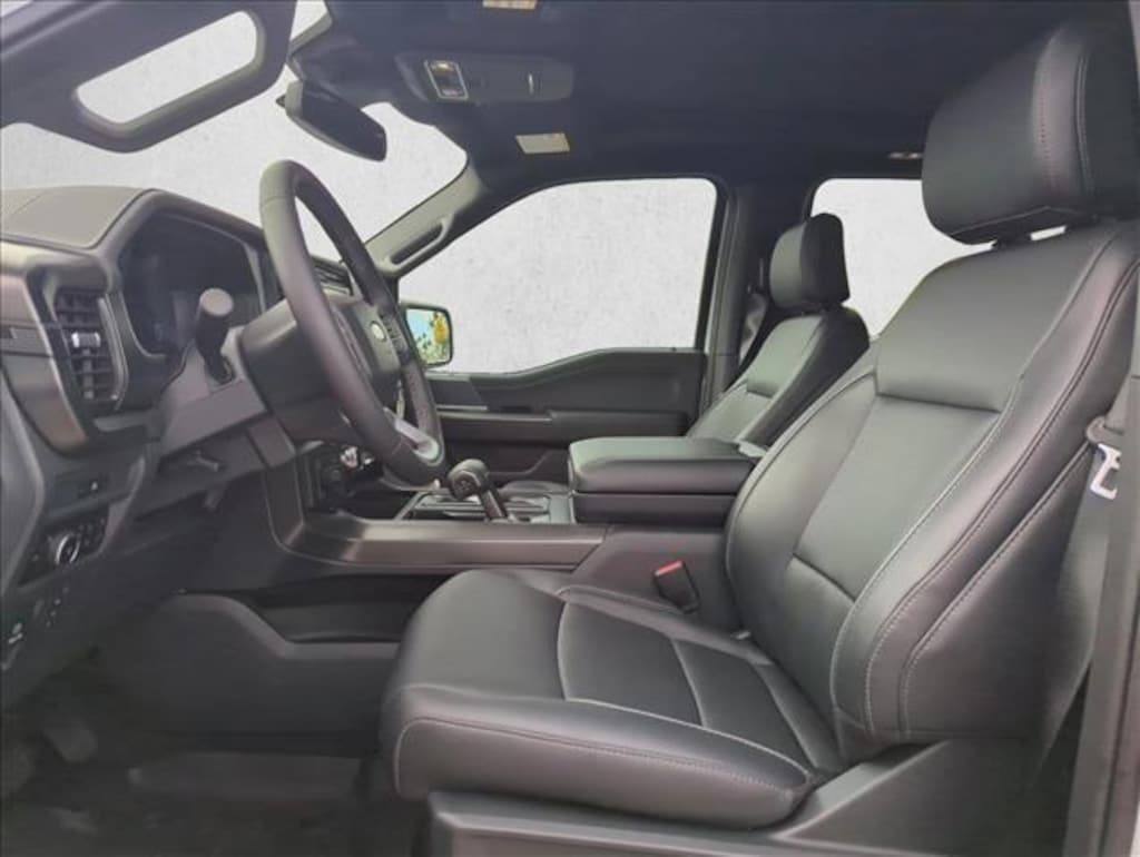 New 2025 Ford F-150 LARIAT Truck SuperCrew Cab