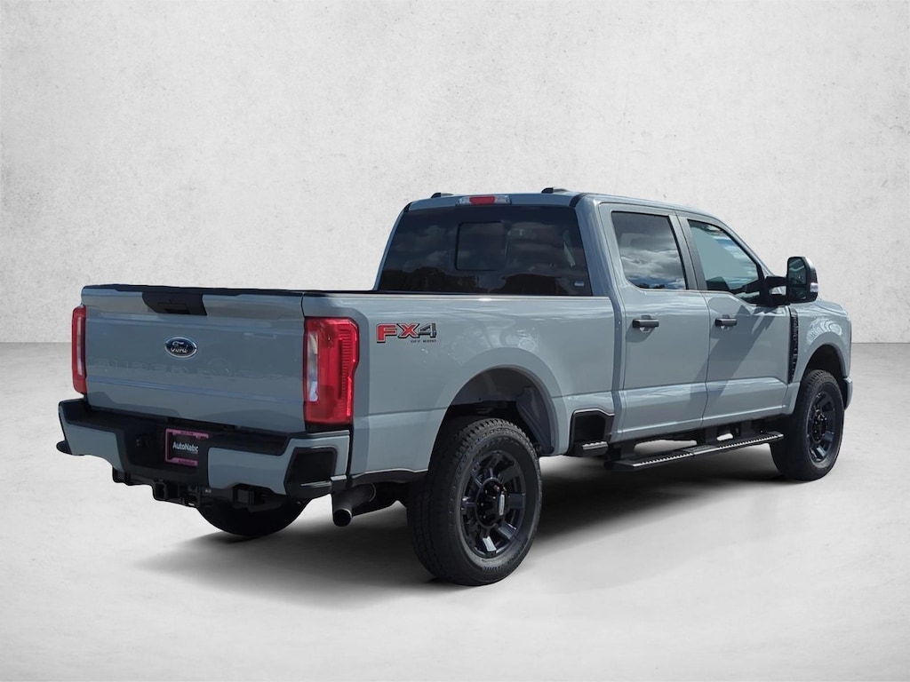 New 2026 Ford F-250 XL Truck Crew Cab