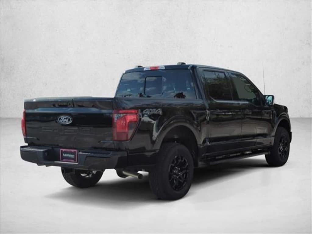 New 2025 Ford F-150 XLT Truck SuperCrew Cab