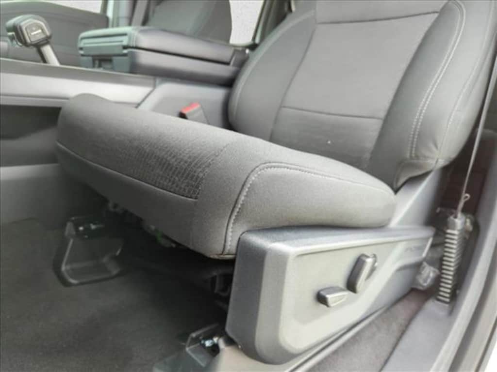 New 2025 Ford F-150 XLT Truck SuperCrew Cab