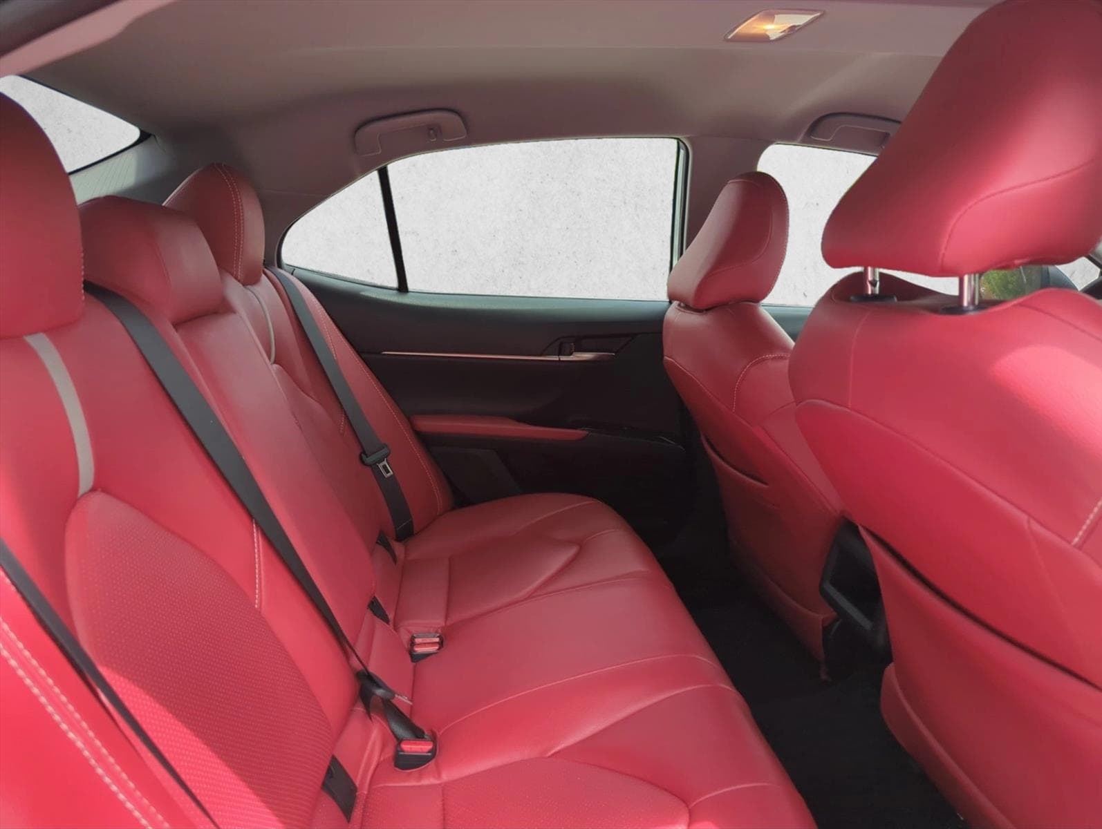 2019 Toyota Camry 19