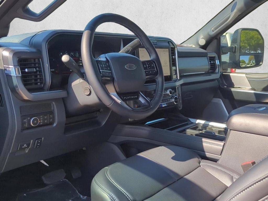New 2026 Ford F-350 Platinum Truck Crew Cab