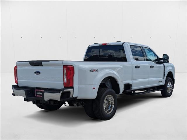 2026 Ford F-350 XLT photo 2