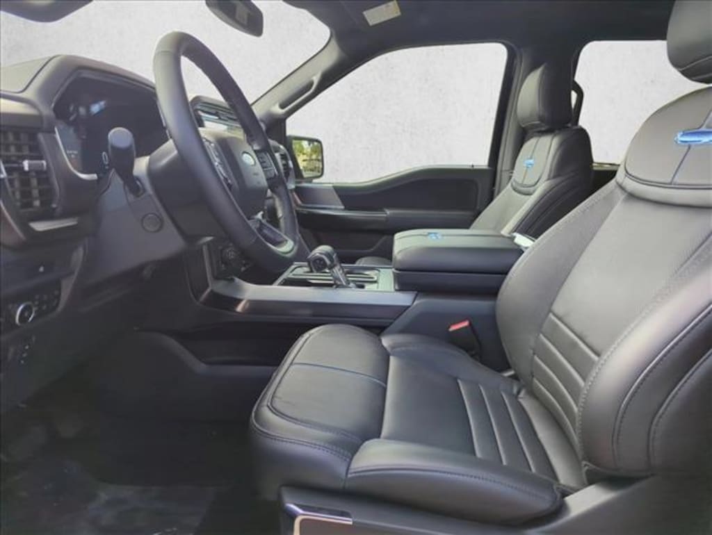 New 2025 Ford F-150 Platinum Truck SuperCrew Cab