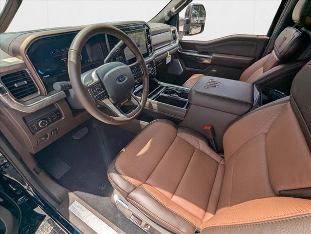 2025 Ford F-350 King Ranch photo 3