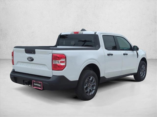 2025 Ford Maverick XLT photo 2