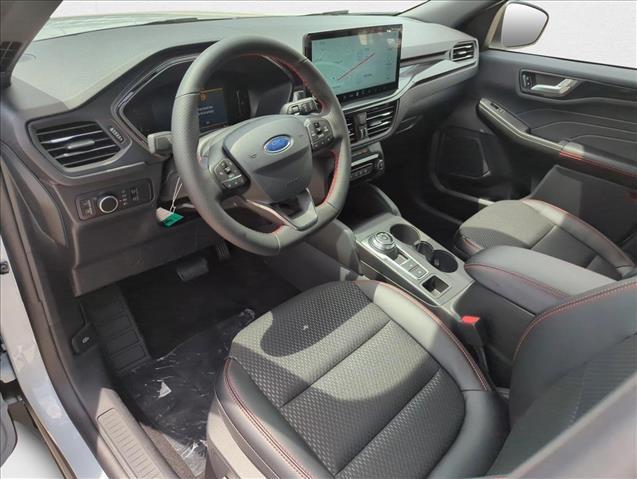 2025 Ford Escape ST-Line photo 3