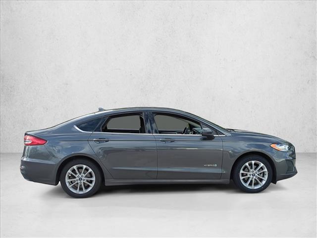 2019 Ford Fusion Hybrid SE photo 4