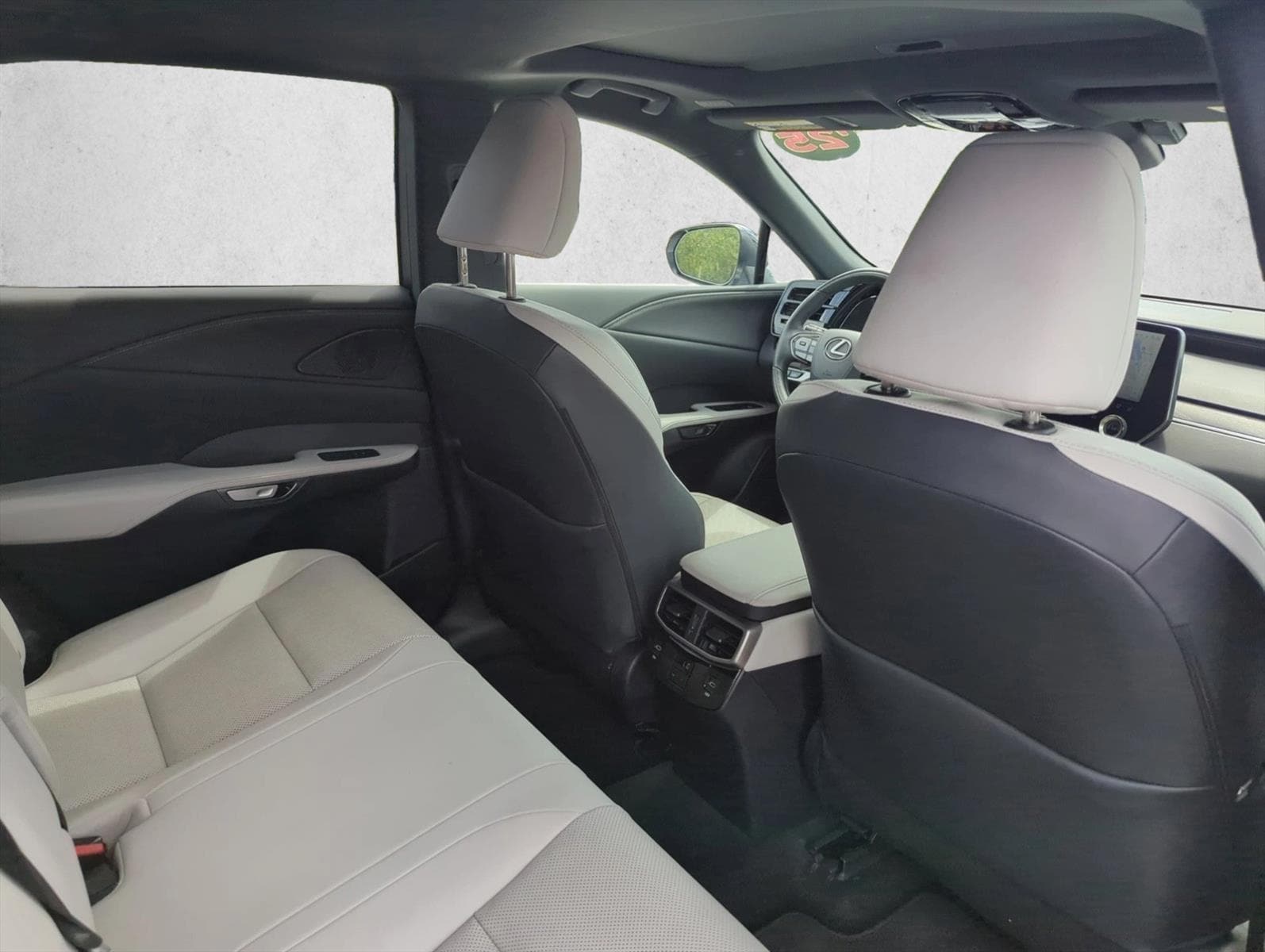 2025 Lexus RX 22