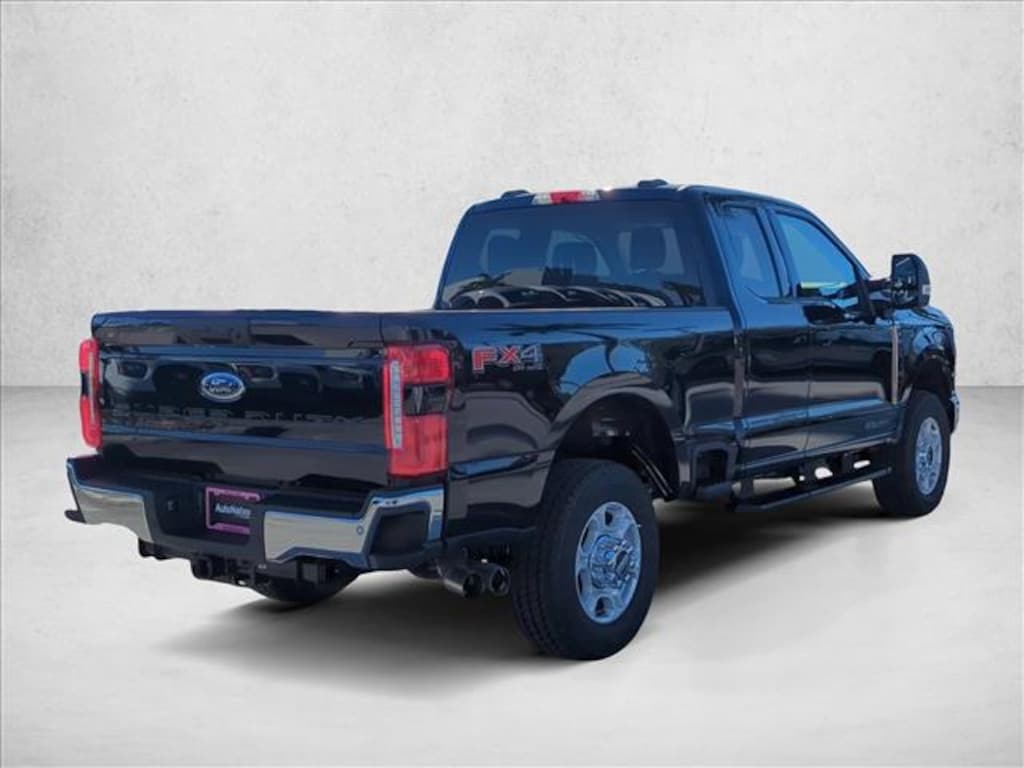 New 2026 Ford F-350 XLT Truck Super Cab