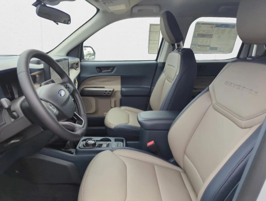 New 2025 Ford Maverick LARIAT Truck SuperCrew