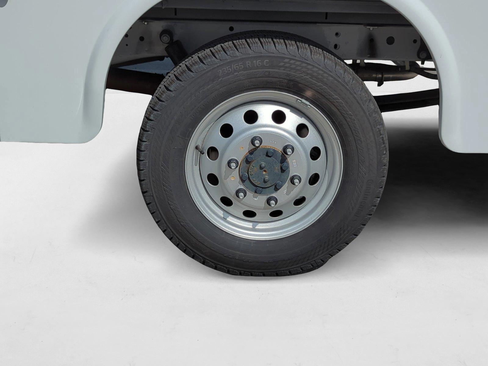 2024 Ford Transit Cutaway Base - Photo 10
