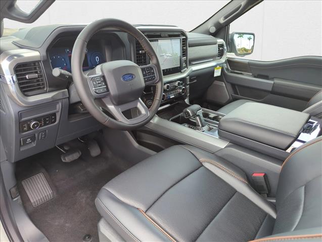 2025 Ford F-150 Lariat photo 3