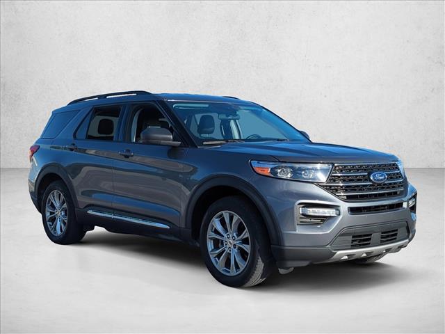 2022 Ford Explorer XLT photo 3
