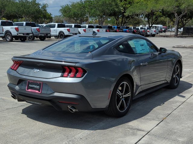 2025 Ford Mustang EcoBoost Premium photo 2